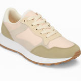 Zapatillas casuales beige para mujer con diseño moderno y detalles únicos